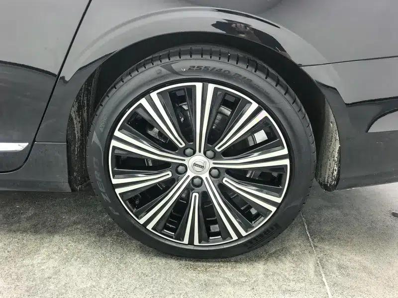 2024 Volvo S90 B5 Inscription Luxury Edition — миниатюра 9