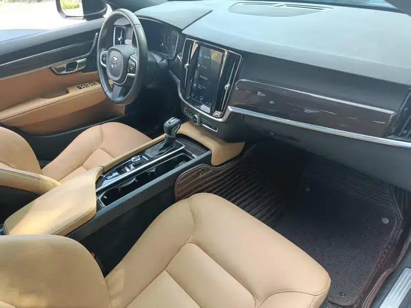 2018 Volvo S90 T4 Smart Edition — миниатюра 8
