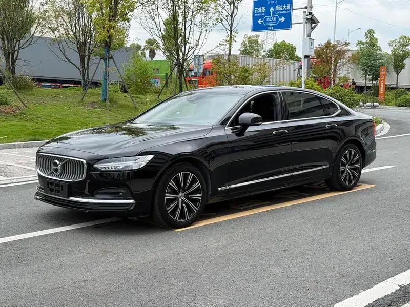 2021 Volvo S90 B5 Smart Sport Edition — миниатюра 1