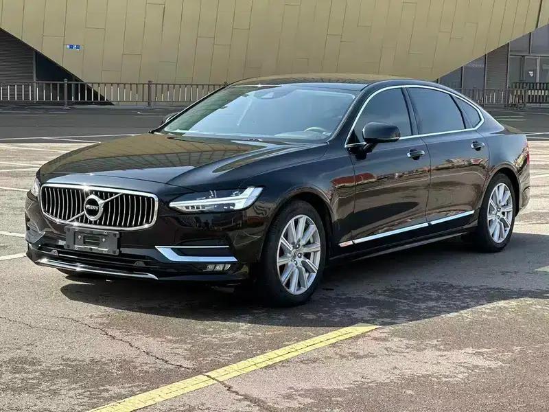 2020 Volvo S90 T5 Inscription Luxury Edition — миниатюра 1
