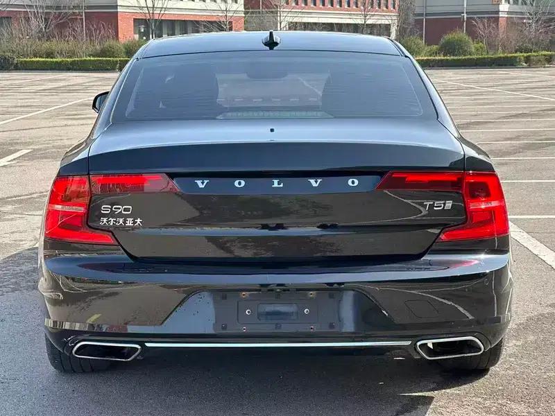 2020 Volvo S90 T5 Inscription Luxury Edition — миниатюра 5
