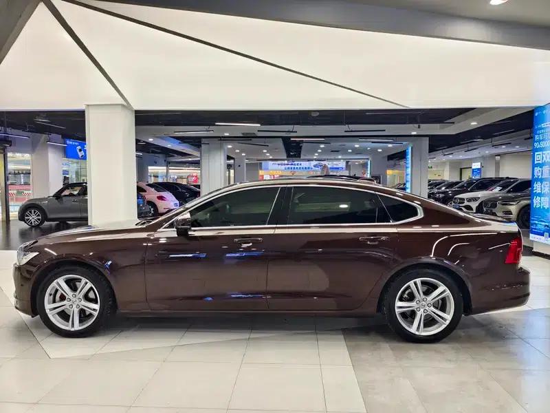 2018 Volvo S90 T4 Smart Edition — миниатюра 4