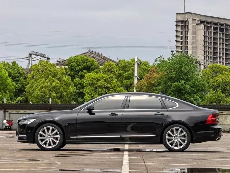2019 Volvo S90 T5 Smart Edition — миниатюра 4