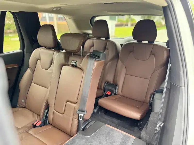 2020 Volvo XC90 T6 AWD Inscription Luxury Edition 7-seater — миниатюра 16