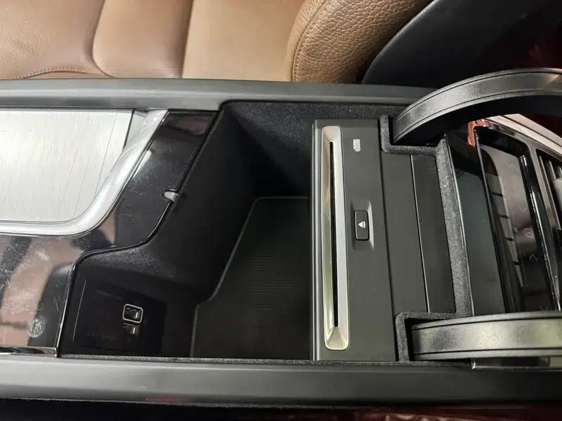 2019 Volvo XC90 T5 Smart Edition 7-seater (China VI emission standard) — миниатюра 13