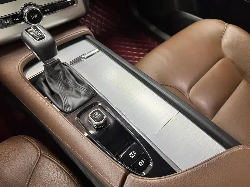 2019 Volvo XC90 T5 Smart Edition 7-seater (China VI emission standard) — миниатюра 28