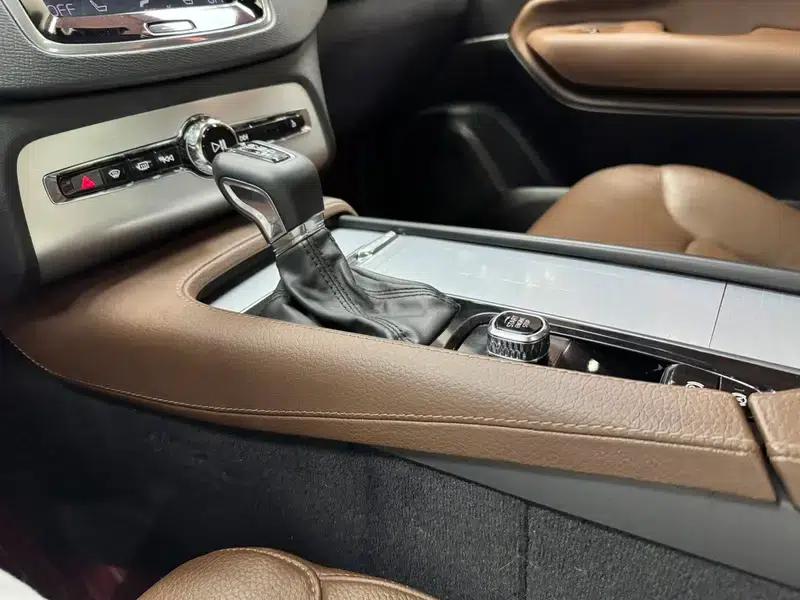 2019 Volvo XC90 T5 Smart Edition 7-seater (China VI emission standard) — миниатюра 32