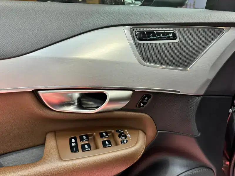 2019 Volvo XC90 T5 Smart Edition 7-seater (China VI emission standard) — миниатюра 39