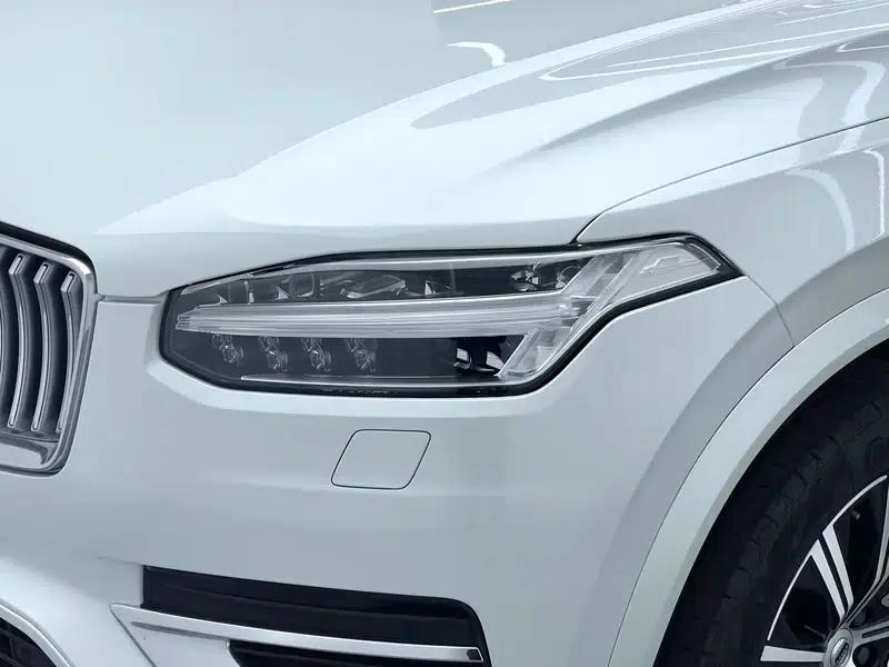 2020 Volvo XC90 T6 AWD Inscription Luxury Edition 7-seater — миниатюра 12