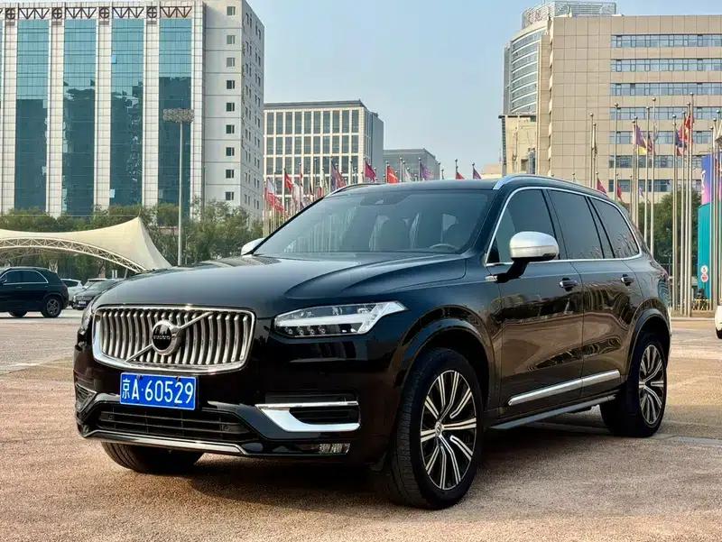 2021 Volvo XC90 B5 Smart Luxury Edition 7-seater — миниатюра 1