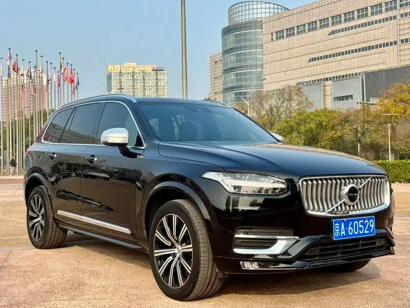 2021 Volvo XC90 B5 Smart Luxury Edition 7-seater — миниатюра 3