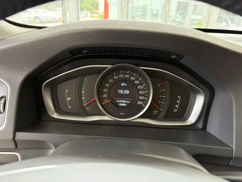 2017 Volvo S60 S60L T3 Smart Edition — миниатюра 9