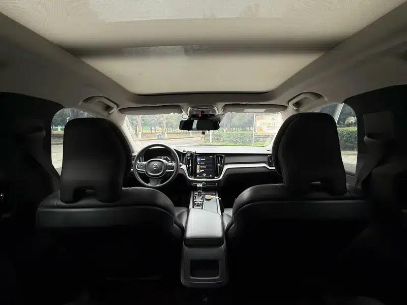 2020 Volvo S60 T4 Inscription Luxury Edition — миниатюра 12