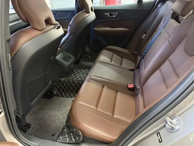 2022 Volvo S60 B4 Smart Luxury Edition — миниатюра 7