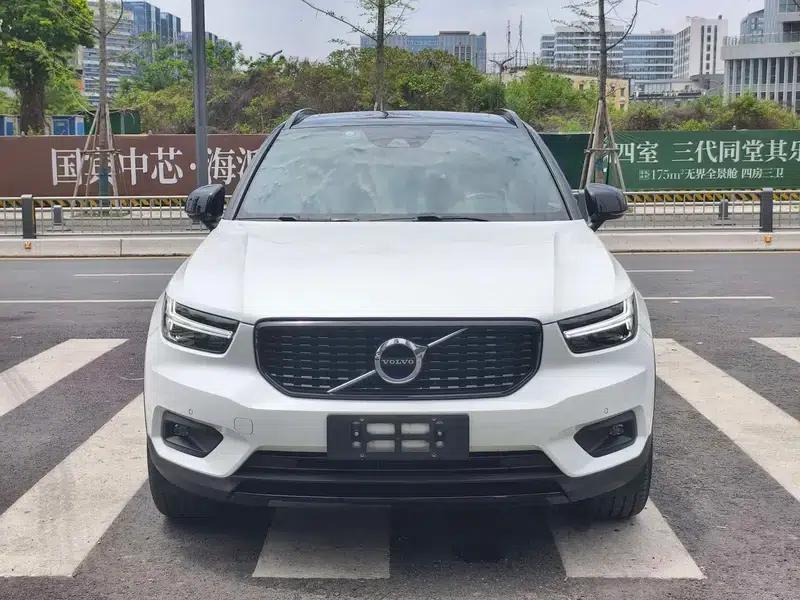 2020 Volvo XC40 T4 AWD Inscription Luxury Edition — миниатюра 2