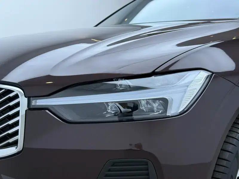 2026 Volvo XC60 PHEV T8 AWD Long Range Smart Luxury Edition — миниатюра 12