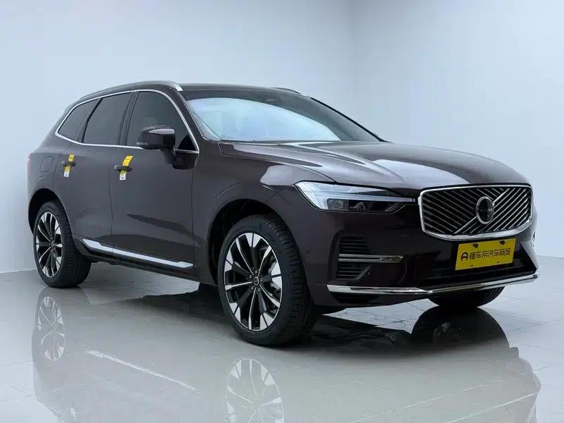 2026 Volvo XC60 PHEV T8 AWD Long Range Smart Luxury Edition — миниатюра 3