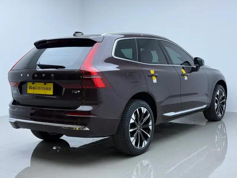 2026 Volvo XC60 PHEV T8 AWD Long Range Smart Luxury Edition — миниатюра 7