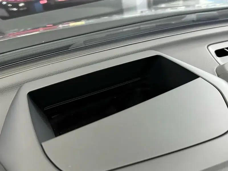 2021 Volvo XC60 PHEV T8 E-Drive Hybrid Smart Luxury Edition — миниатюра 10