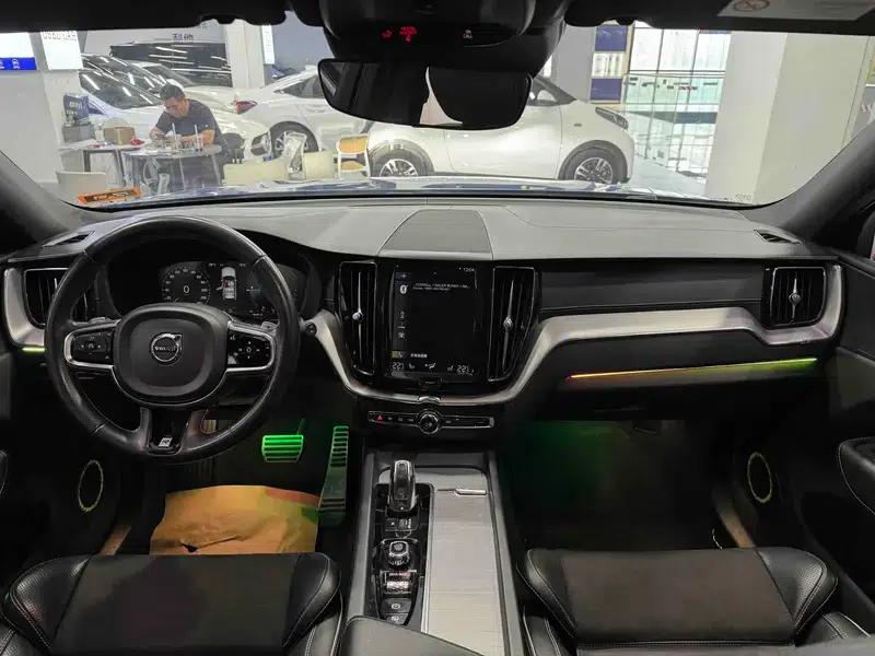 2019 Volvo XC60 PHEV T8 E-Drive Hybrid Smart Sport Edition (China VI Emission Standard) — миниатюра 11