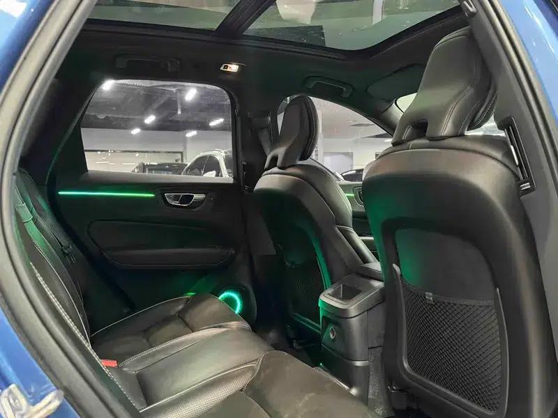 2019 Volvo XC60 PHEV T8 E-Drive Hybrid Smart Sport Edition (China VI Emission Standard) — миниатюра 17