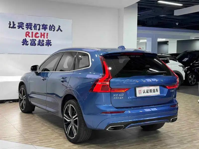 2019 Volvo XC60 PHEV T8 E-Drive Hybrid Smart Sport Edition (China VI Emission Standard) — миниатюра 4
