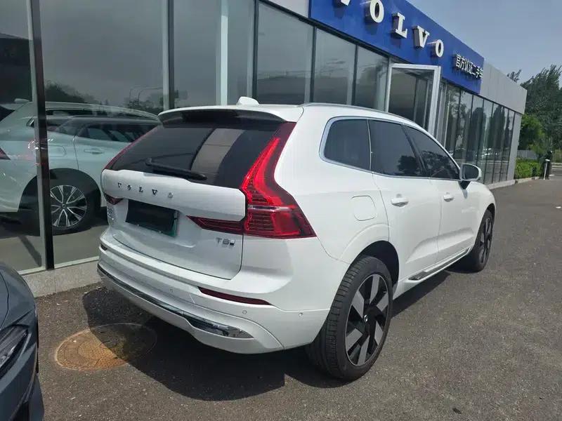 2025 Volvo XC60 PHEV T8 AWD Long Range Smart Luxury Edition — миниатюра 6
