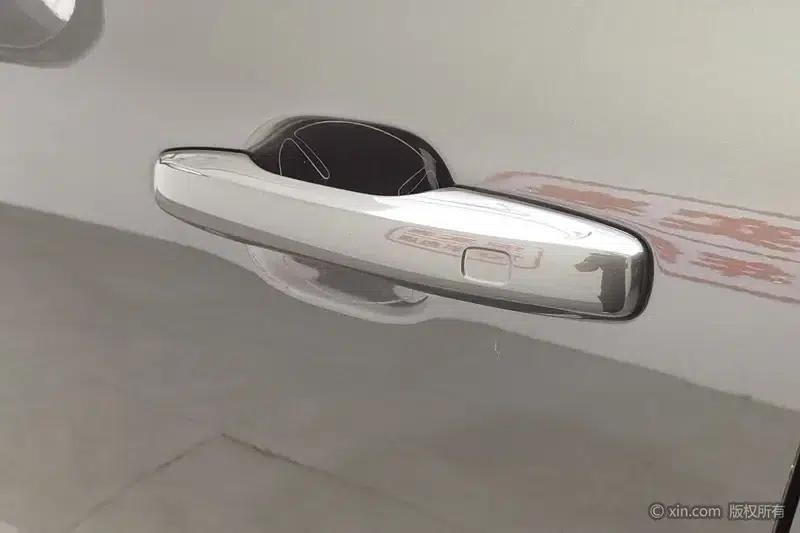 Volvo XC60 PHEV 2019 T8 E-Drive Hybrid Supreme Luxury Edition (China VI Emission Standard) — миниатюра 11
