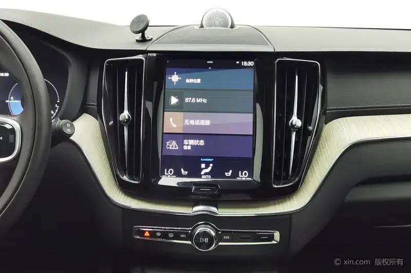 Volvo XC60 PHEV 2019 T8 E-Drive Hybrid Supreme Luxury Edition (China VI Emission Standard) — миниатюра 14
