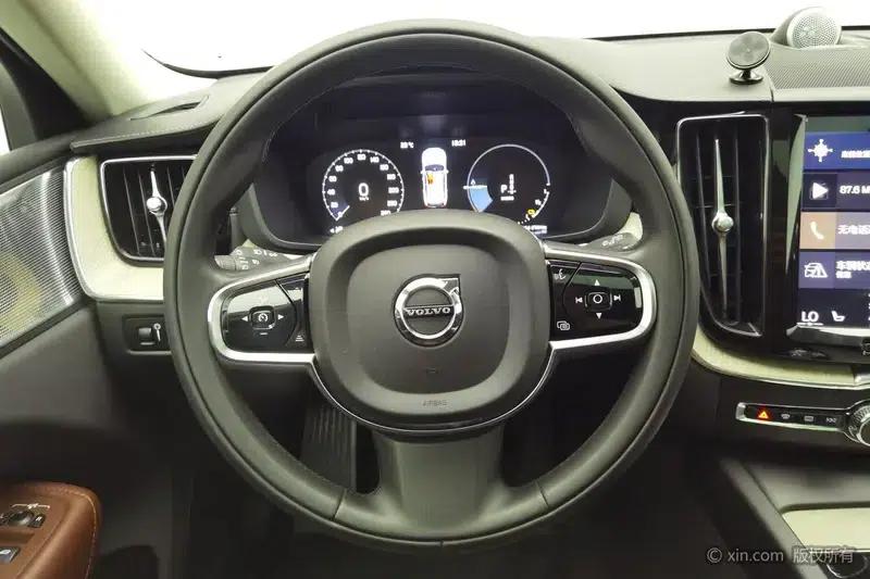 Volvo XC60 PHEV 2019 T8 E-Drive Hybrid Supreme Luxury Edition (China VI Emission Standard) — миниатюра 15