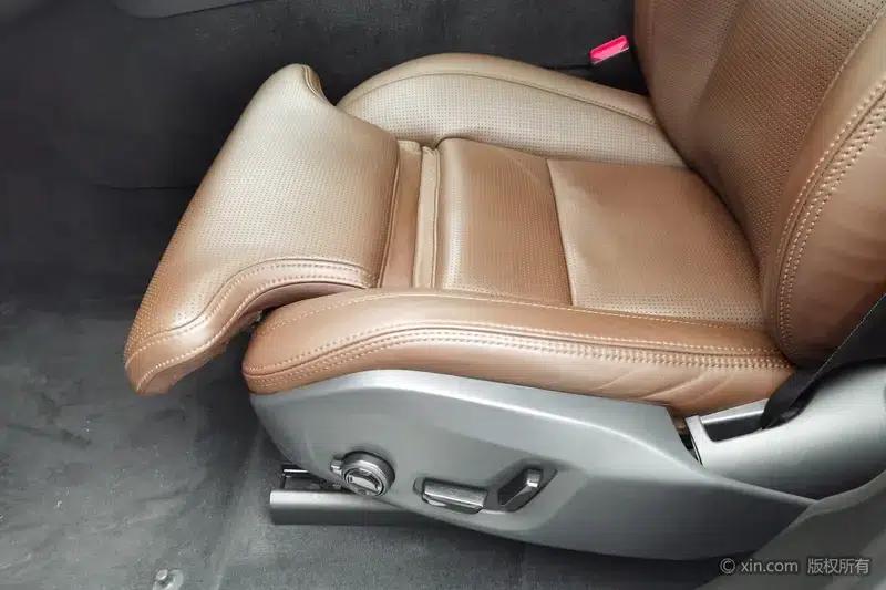 Volvo XC60 PHEV 2019 T8 E-Drive Hybrid Supreme Luxury Edition (China VI Emission Standard) — миниатюра 18
