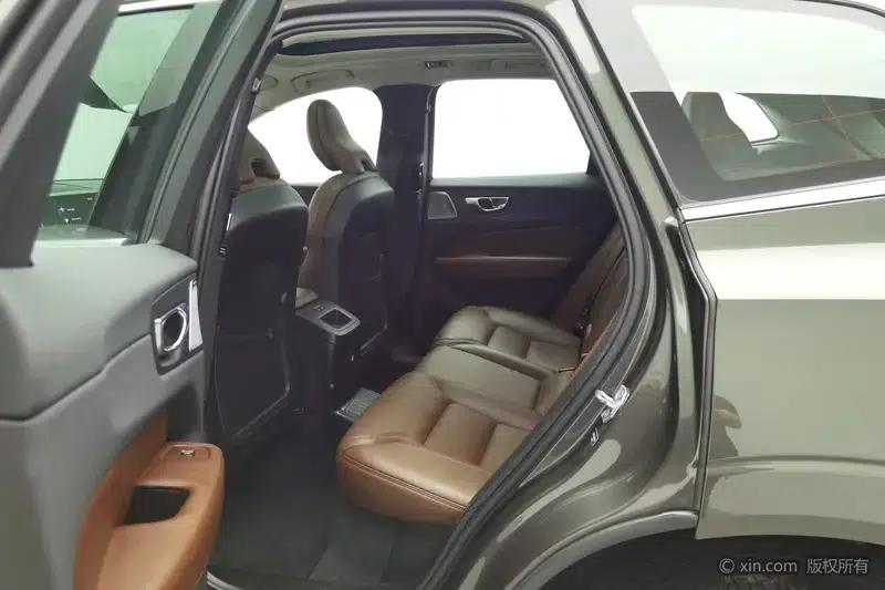 Volvo XC60 PHEV 2019 T8 E-Drive Hybrid Supreme Luxury Edition (China VI Emission Standard) — миниатюра 19