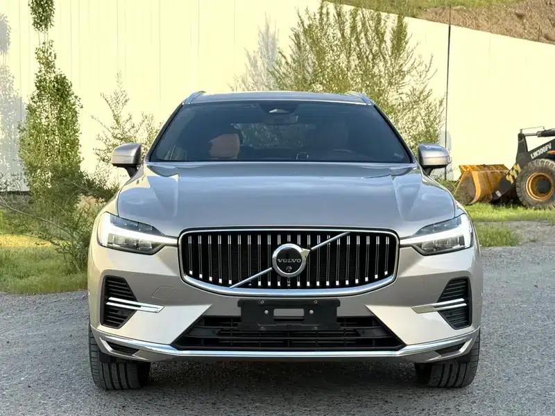 2024 Volvo XC60 PHEV T8 AWD Long Range Smart Luxury Edition — миниатюра 2