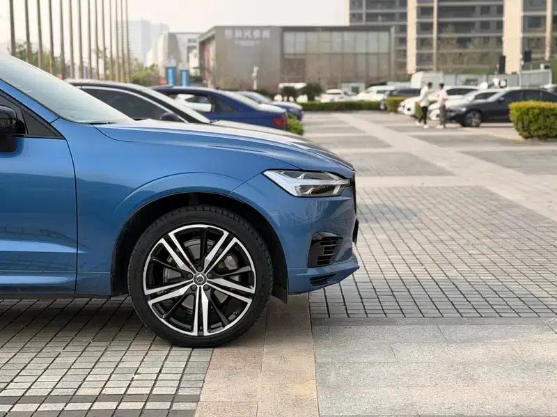 2021 Volvo XC60 PHEV T8 E-Drive Hybrid Smart Sport Edition — миниатюра 8