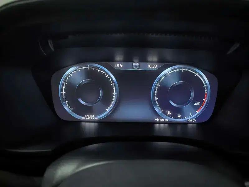 2017 Volvo V90 Cross Country T5 AWD Ultimate Edition — миниатюра 11