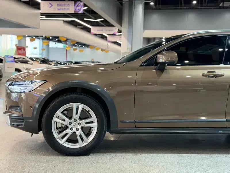2017 Volvo V90 Cross Country T5 AWD Smart Edition — миниатюра 15