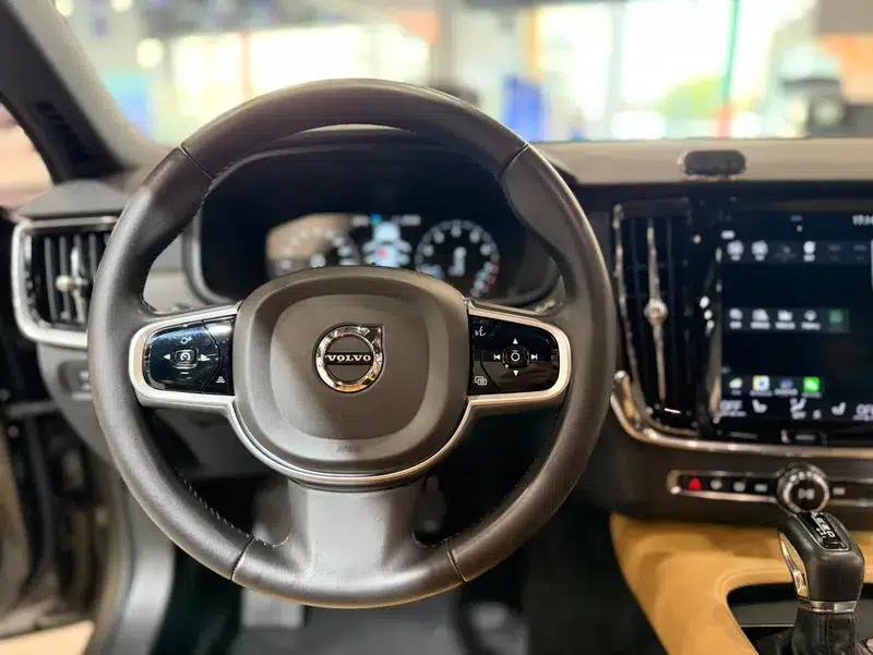 2017 Volvo V90 Cross Country T5 AWD Smart Edition — миниатюра 22