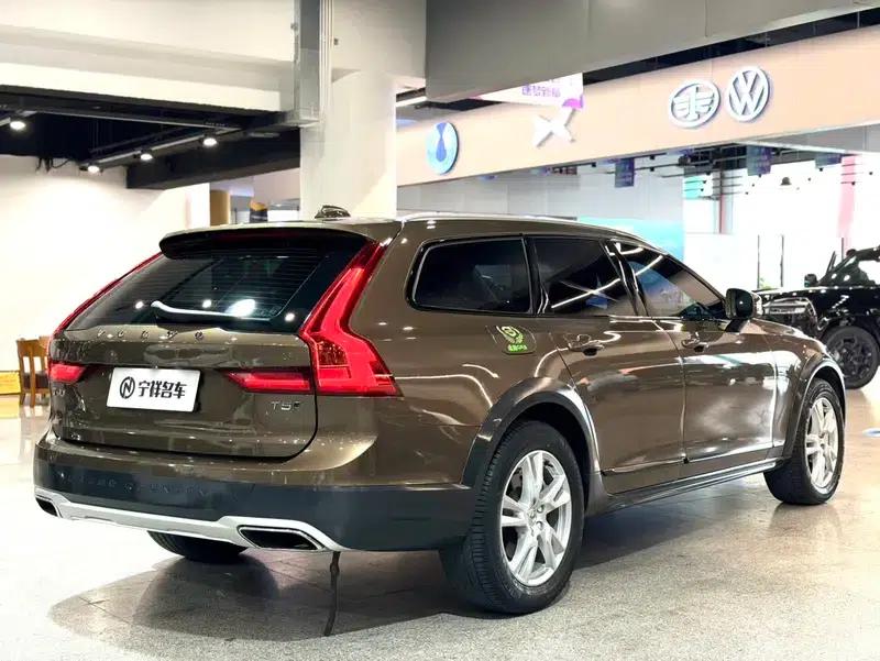 2017 Volvo V90 Cross Country T5 AWD Smart Edition — миниатюра 7