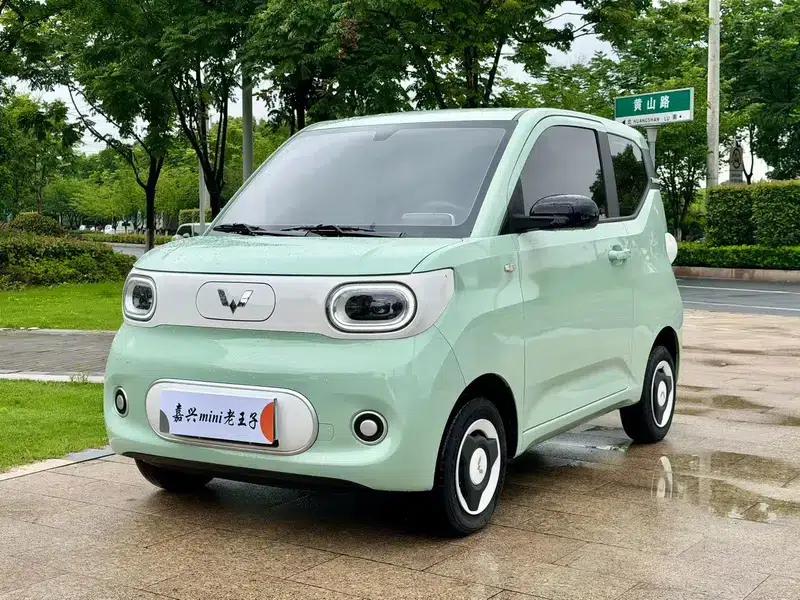 Wuling Hongguang MINIEV 2024 Model 215km/h Youth Edition (Lithium Iron Phosphate) — миниатюра 1