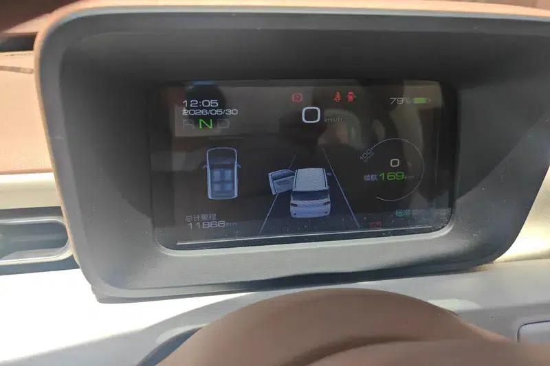Wuling Hongguang MINIEV 2024 Model 215km Advanced Edition (Lithium Iron Phosphate) — миниатюра 17