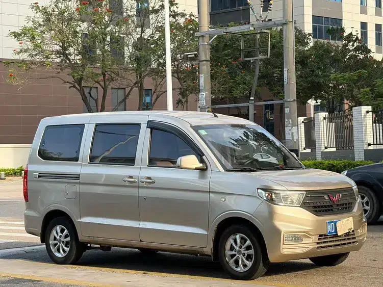 Wuling Hongguang V 2019 1.5L Standard Edition (National VI Emission Standard) LAR — миниатюра 3