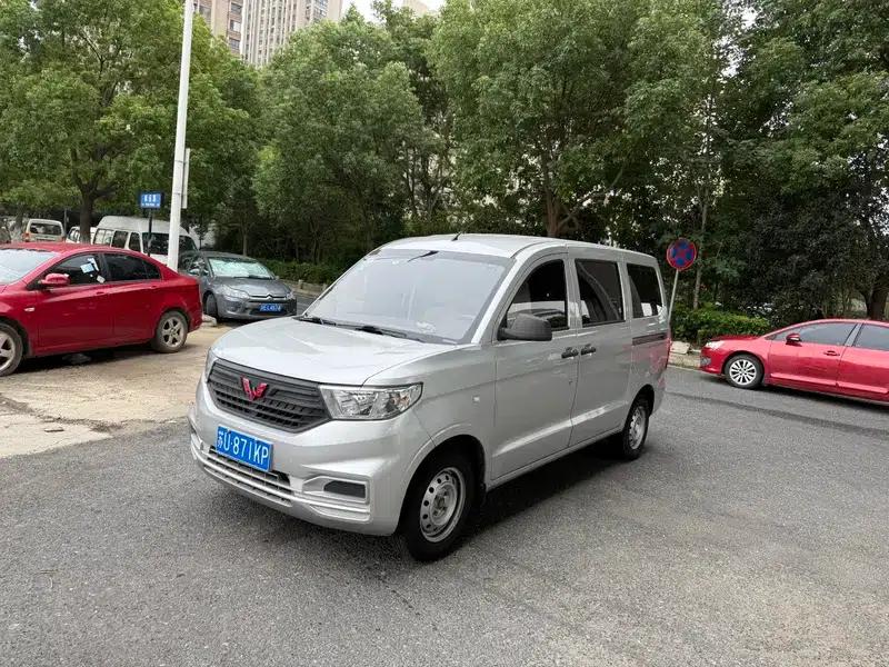 Wuling Hongguang V 2020 1.5L Sporty Edition (National VI Emission Standard) LAR — миниатюра 1