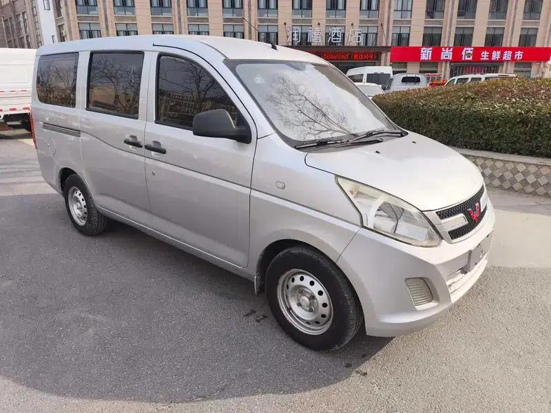 Wuling Rongguang V 2018 1.2L Standard Edition — миниатюра 3