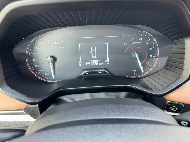 Wuling Jiachen 2022 1.5T CVT Premium Flagship Edition — миниатюра 10
