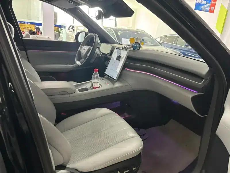 NIO ES8 2023 model 75kWh — миниатюра 4