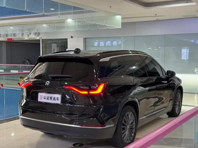 NIO ES8 2020 580KM Base Edition Six-Seat — миниатюра 6