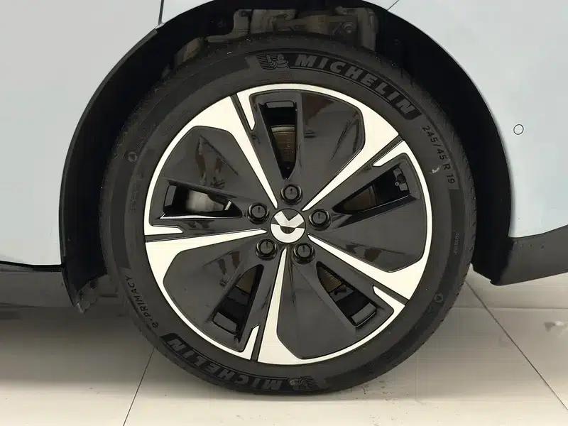 NIO ET5T 2025 model 75kWh — миниатюра 9