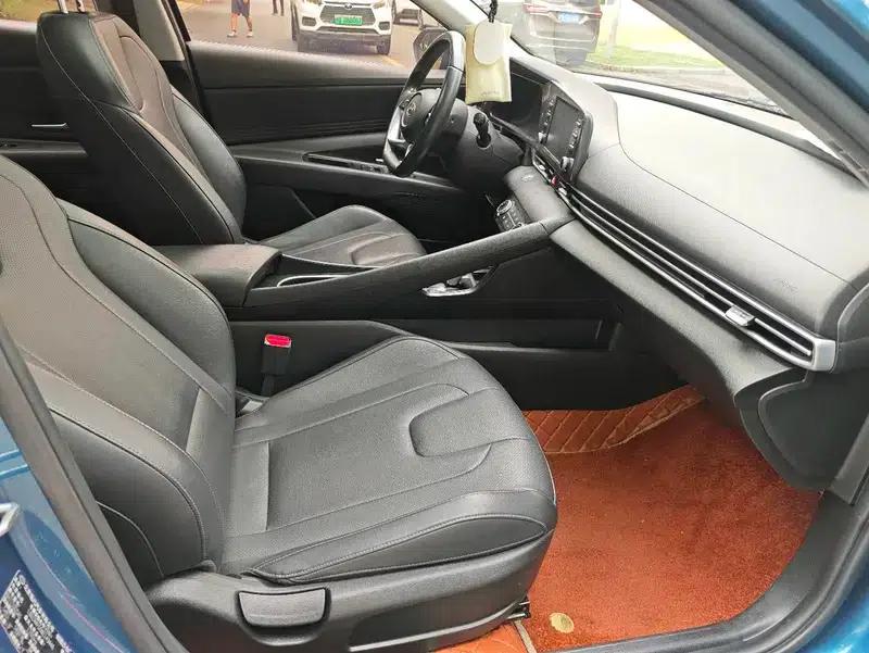 Hyundai Elantra 2021 1.5L CVT TOP Flagship Edition — миниатюра 11