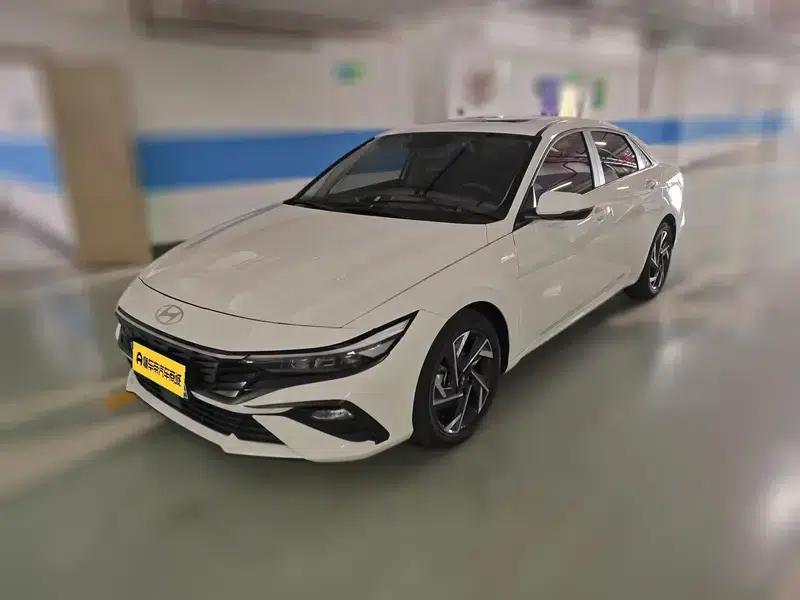 Hyundai Elantra 2023 1.5L CVT GLX Elite Edition — миниатюра 1