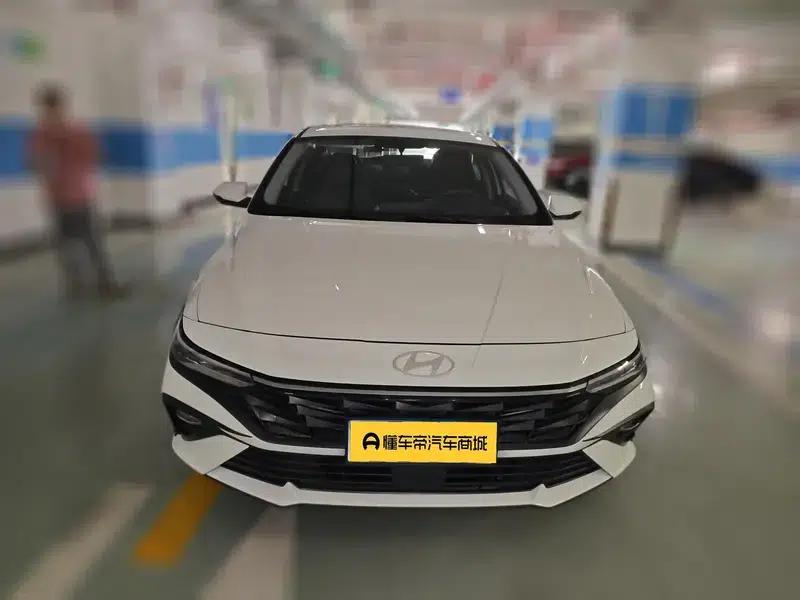 Hyundai Elantra 2023 1.5L CVT GLX Elite Edition — миниатюра 2